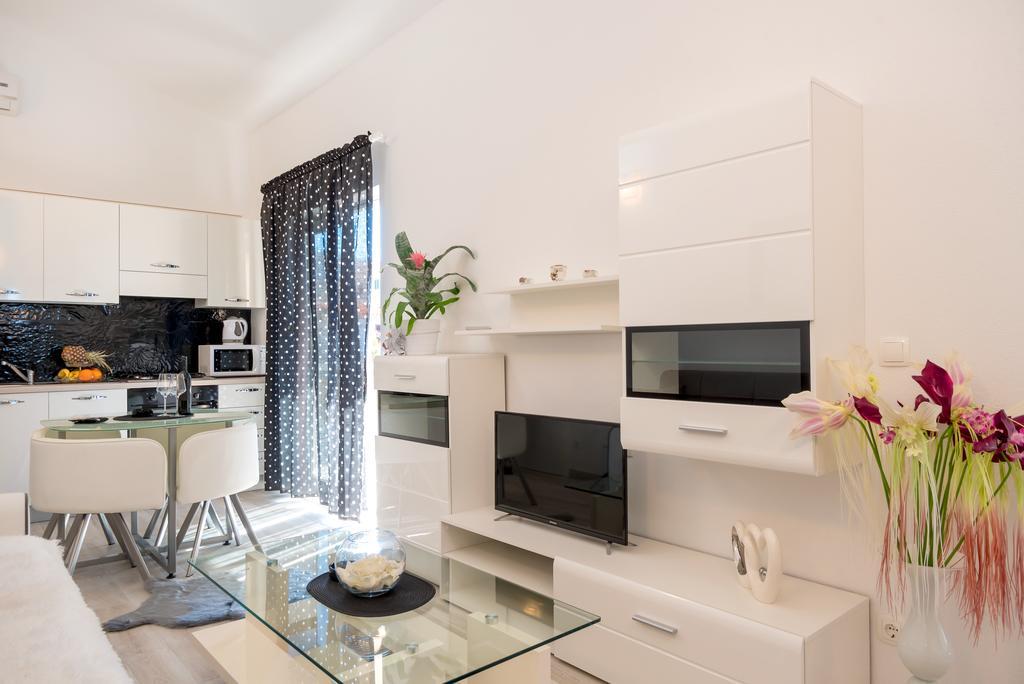 Apartment Antonio บาชกาโวดา ภายนอก รูปภาพ